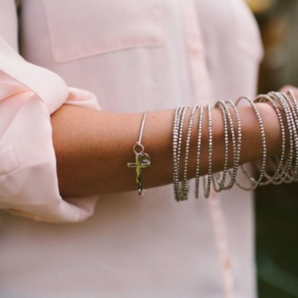 Stella & Dot Silver Bardot Spiral Bangle Bracelet - Picture 6 of 9